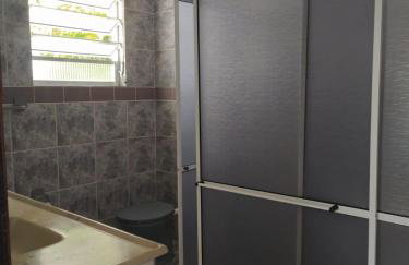 Carnaval a partir 5 diárias - 15 pessoas- Linda Casa de praia com Super piscina 12x5 Novinha com 3 níveis, Wi-Fi, Tv led,jardim , churrasqueira completa - Photo 42