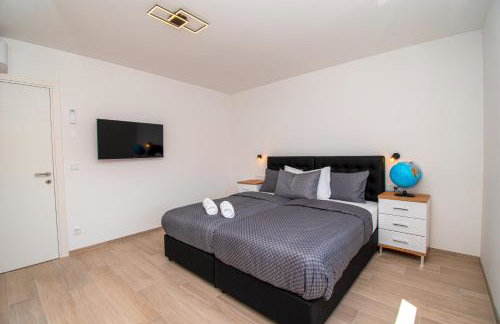 Villa Mina with a private pool in Pula - Photo 20