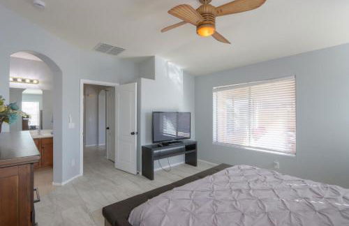 Private Mini Serene Oasis with Pool - Photo 23