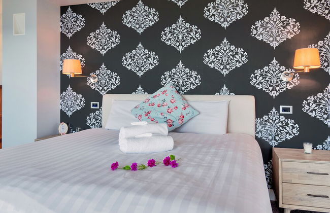 Elegant Sea-View Villa on the Northshore - Photo 8