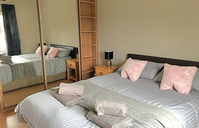 Immaculate 3-bed House With Private Secure Garden - Foto 6