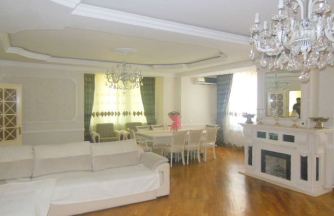 Great Triplex Villa - Photo 17