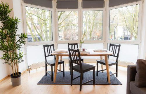 Brunnenblick Gastromeile, City, Messe & Stadionnah - Photo 7