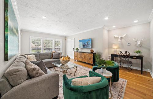 The Queen's Gambit I - Photo 2