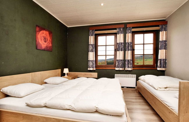 Villa Near Durbuy With Sauna & Play Area - Photo 8