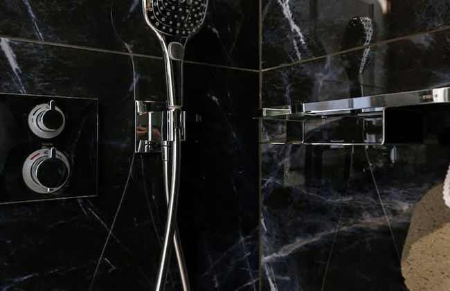 Authentic Apartment in the City Center of Antwerp - Foto 18