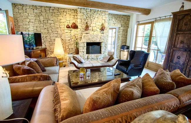 Villa in Nalliers With Private Pool and Garden - Foto 17