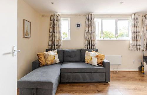 Beautiful flat in Morden near Wimbledon - Photo 3