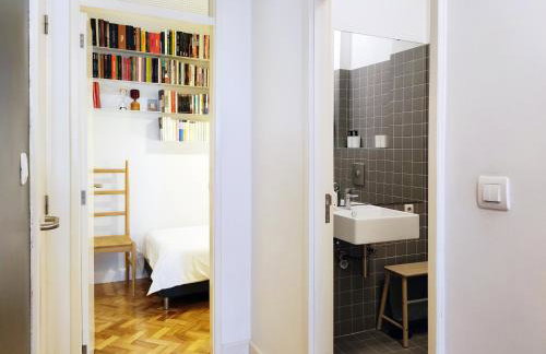 E36 - AC & Parking - Bright & Spacious Apartment - Foto 42