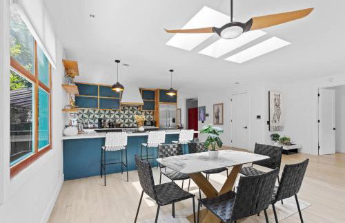 Luxury 4BR Villa with Private Pool in Los Angeles Crescent Heights - Foto 11