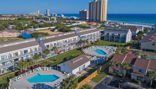 Portside Resort by Panhandle Getaways - Foto 2, sunbed, young children