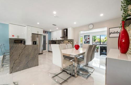 The Palms -Mini Golf , Foosball Table, Heated Pool ,Baby items ,BBQ - Foto 20