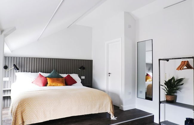 Sgwar-Boutique Rooms - Photo 21