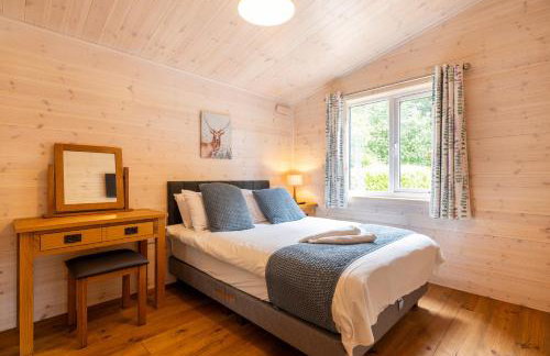 Dovestone Luxury Lodges sleeps 4 - pets welcome - Foto 8