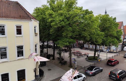 ApartZ - Celle Altstadt - bis 9 Personen Ideal für Familien und Gruppen, 3 SZ, 2 Bäder, Infrarotsauna, inklusive Parkplatz, Dachterrasse - Photo 19