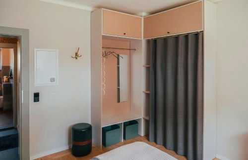 Ferienwohnung 60er Jahre Design Apartment - 65qm Fewo im Zittauer Gebirge - familienfreundliche Unterkunft am Bergfuß zum Töpfer - Foto 18