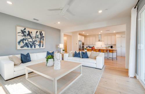 Elegant and Spacious Retreat with Yard in Woodland! - Foto 11