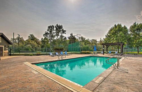 Contemporary Family Condo by Pineview Reservoir! - Foto 3