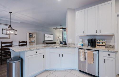 Lowcountry Lodge! In the heart of historic Old Town Bluffton SC - Foto 13