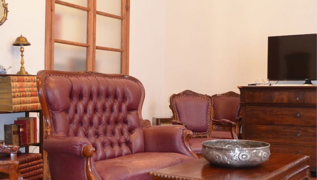 Coin salon dans le hall