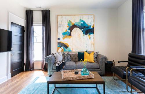 Bourbon Suites -Foodies -Bourbon -2 Living Rooms - Foto 29