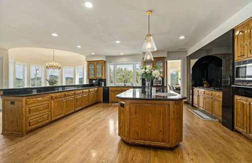 Luxury Oasis With Panoramic Views - Foto 34