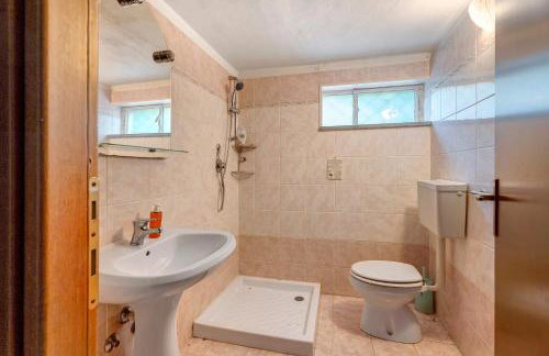 Unique Lake View In Green Park - Photo 18