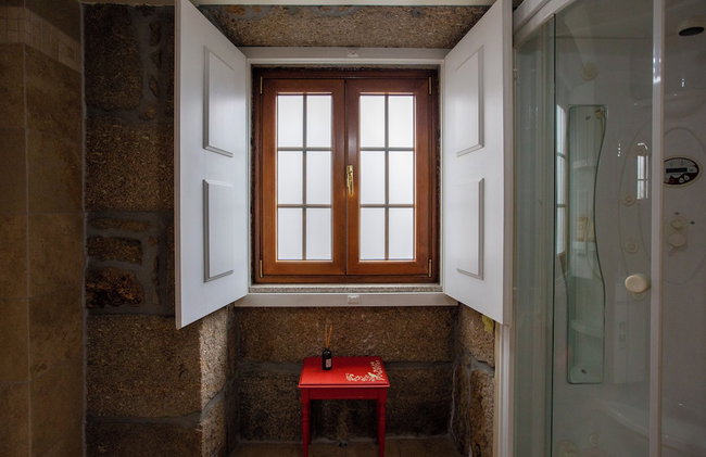 Casa dos Livros - Guest House - Photo 149