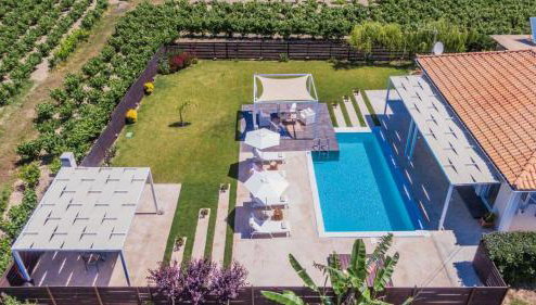 Madini Luxury Villa with free Pool Heating - Foto 1, Garden, sunbed, Garden view