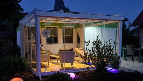 Ferienhaus Grüner Bungalow Kontaktloser CheckIn - Foto 3, Garden, Garden view