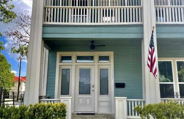 Riverwalk Pearl Zoo Museums Pool 5 BR 4 full and 1 half Baths - Foto 7