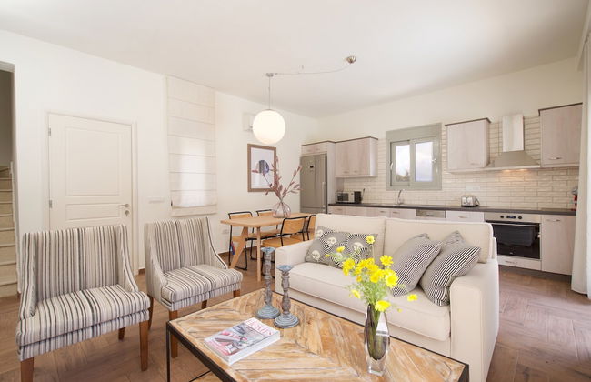 Amarianos Villas - Photo 14