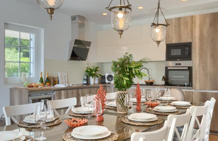 Beautiful Villa Village with tennis court in Tinj - Photo 23