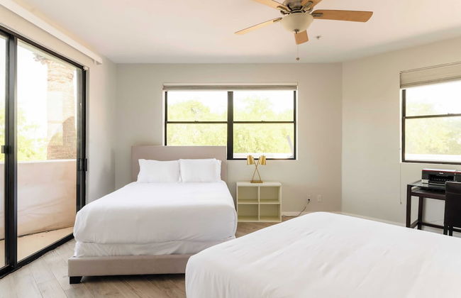 Ivory II By Avantstay Gorgeous Spacious Home w/ Views Close To Old Town - Photo 13