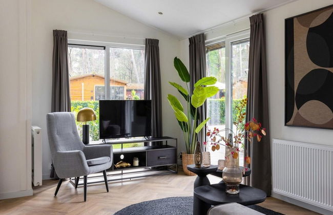 Lodge in Netherlands With Furnished Terrace - Photo 15