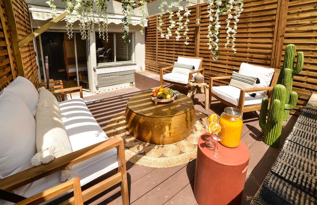 The Majestic Garden Suite - Photo 55