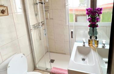 Apartment with Huge Deck Nestled in Marvelous Gardens - Nidos - Foto 18