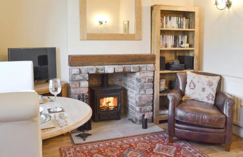 Hill View Cottage - Photo 2