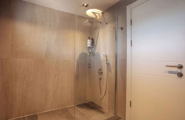 Spacious 4BR Villa Perfect for Families & Friends - Foto 17