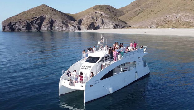 Cabo de Gata Catamaran Tour - Foto 4