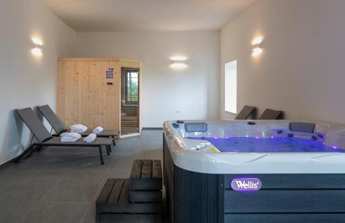 Villa Nene near Labin - Rabac for 10 persons with 55 m2 pool, wellness area & large garden - Foto 4