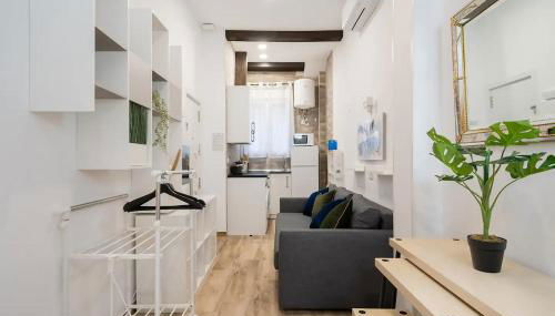 Charming San Isidro - Photo 4