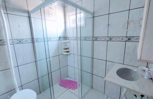 Apto com churrasqueira 500m do mar com vista da salaSacada para horizonte - Foto 24