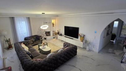 Exklusives 115 m Designer Apartment Kamin Spa-Bad Balkon Lounge Fürth - Foto 1