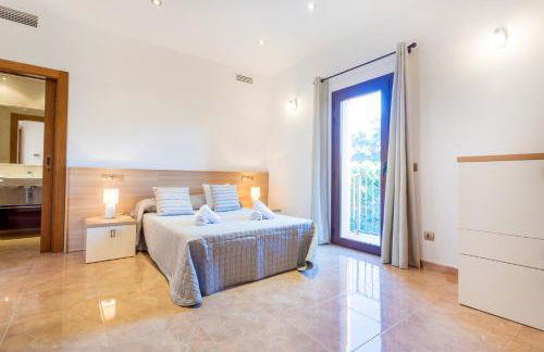 Villa Near Ibiza Town Sleeps 12 - Foto 34