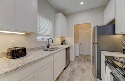 Cayce Sister Houses-Sleeps 14 - Foto 12