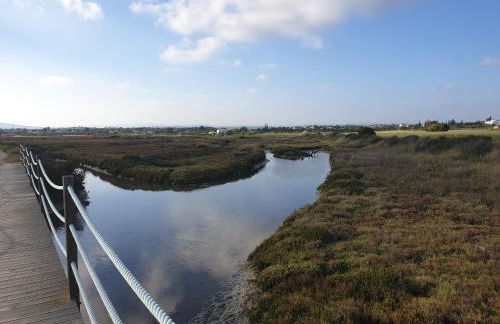 Charming Luz House - T2 apartment with jacuzzi - Foto 54