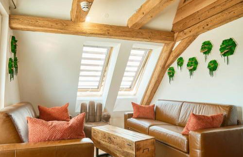 WOOD WORLD Luxury II Massage - Bergblick - Parken - Küche - Light Show - Trampolin - Foto 38