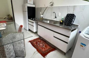 Barra - Frente Shop Barra - 95 m2, 2 quartos, 4 camas, sala, toalete, cozinha e varanda - Foto 28