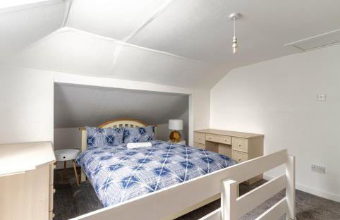 4 Bedrooms Homely House - Sleeps 6 Comfortably with 6 Double Beds,Glasgow, Free Street Parking, Business Travellers, Contractors, & Holiday-Goers, Near All Major Transport Links in Glasgow & City Centre, Perfect for Common Wealth Games 2026 - Foto 52